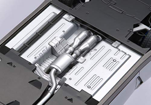 Tamiya 1/24 Sports Car Series No.300 Nissan GT-R Plastic Model 24300