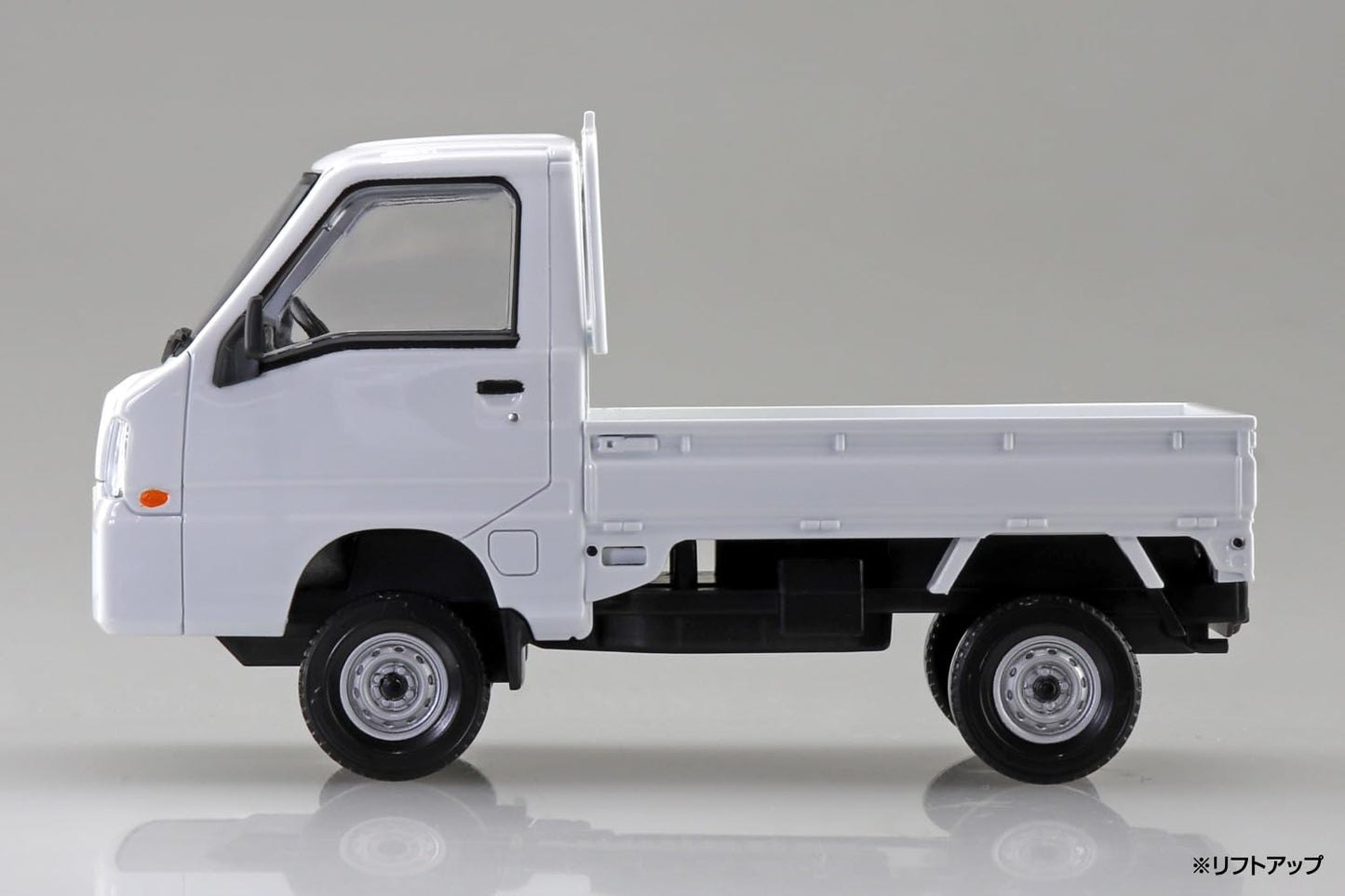 Aoshima Bunka Kyozai 1/32 Rakupla Snap Kit No.05-FW Subaru Sambar Truck Frost White