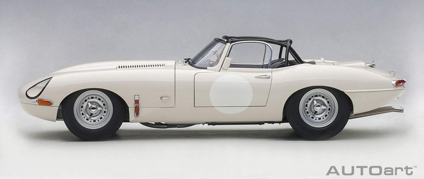 1/18 Jaguar Lightweight E-type White Finished Product Die-cast Model Car AUTOart