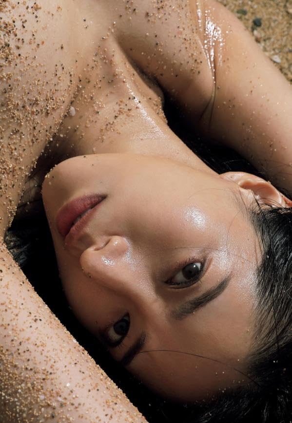 Yuka Yayutani Photo Gallery Get into me Book Japan