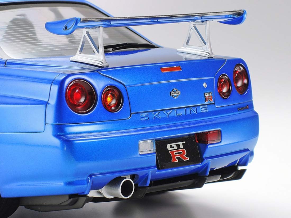 Tamiya 1/24 Sports Car Series No.258 Nissan Skyline GT-R V-Spec II Model 24258