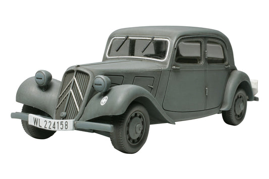 Tamiya 1/48 Military Miniature Series No.17 Citroën 11CV Staff Car Model 32517