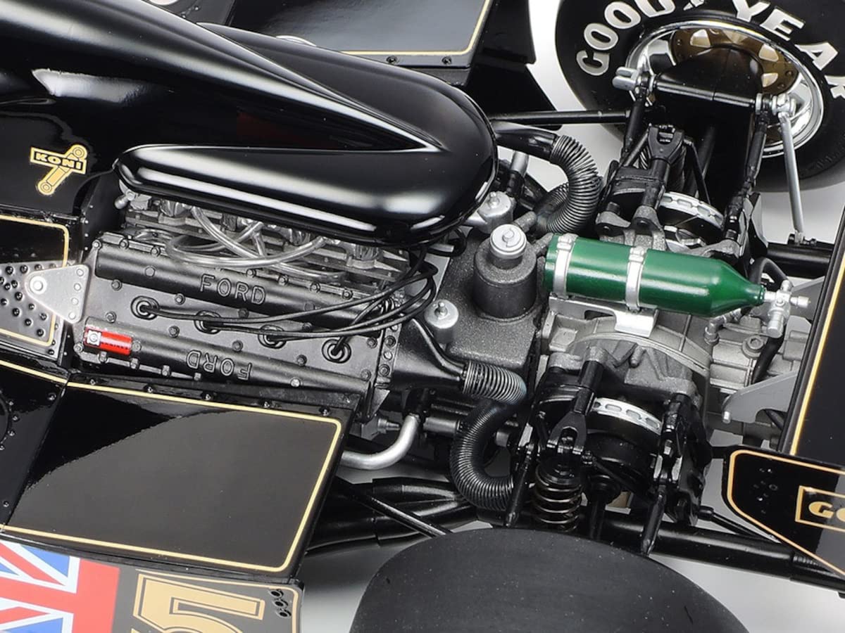 Tamiya 1/12 Big Scale Series No.37 Lotus Type 78 (with Etched Parts) Model Kit