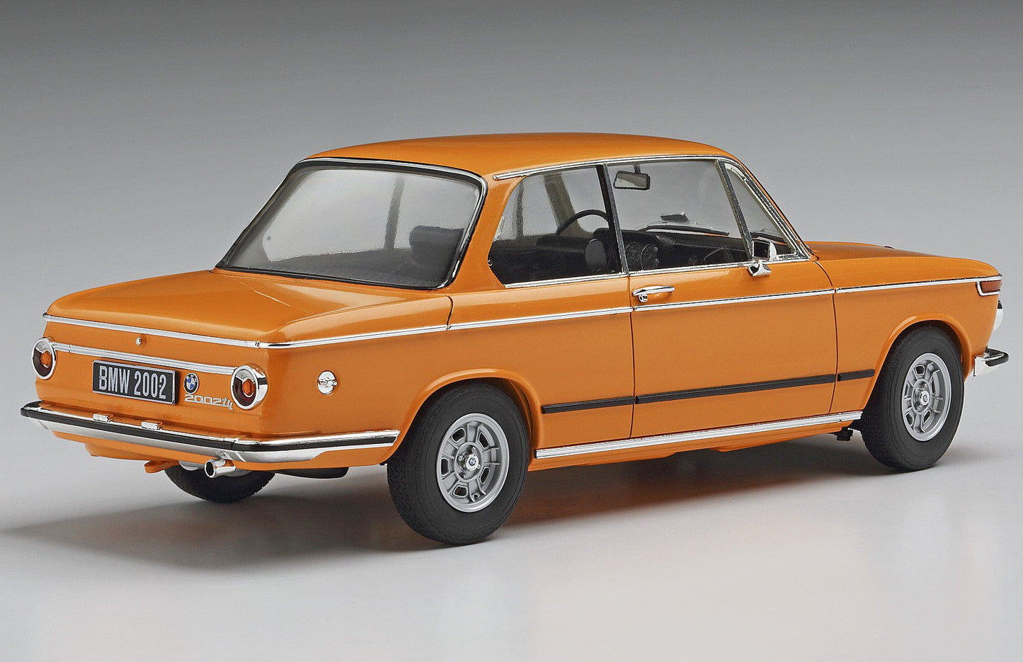 Hasegawa 1/24 BMW 2002tii HC23 Plastic Model