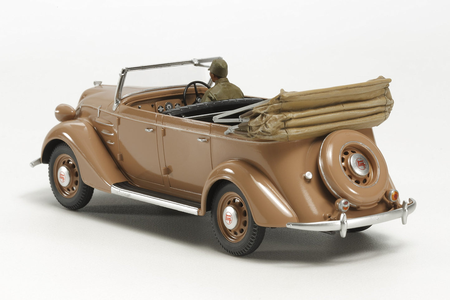 Tamiya 1/35 Military Miniature Serie No.338 Toyota AB Type Phaeton Plastic Model
